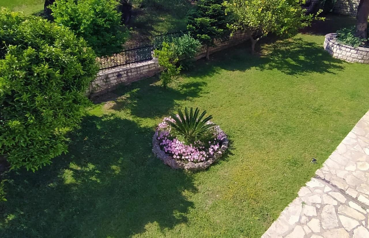 Outparga Apartment 4 エクステリア 写真