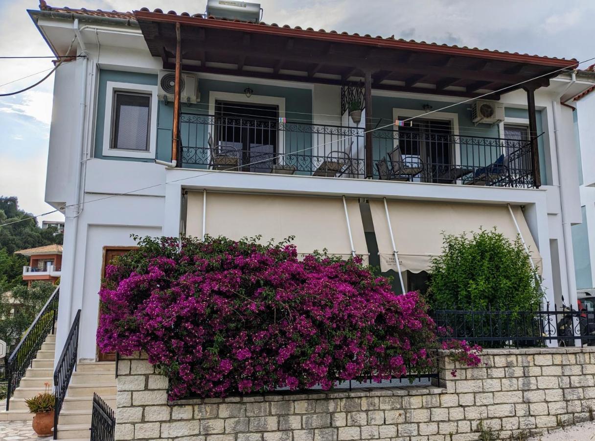 Outparga Apartment 4 エクステリア 写真